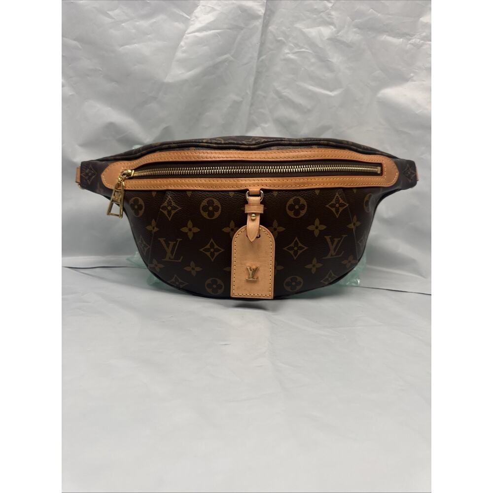 Louis Vuitton Monogram Canvas High Rise Bumbag